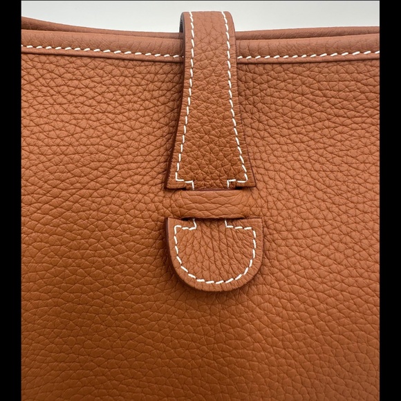 100% Authentic HERMES EVELYNE 29 III GM GOLD w/ gold hardware receipt LIKE NEW! - Picture 7 of 16